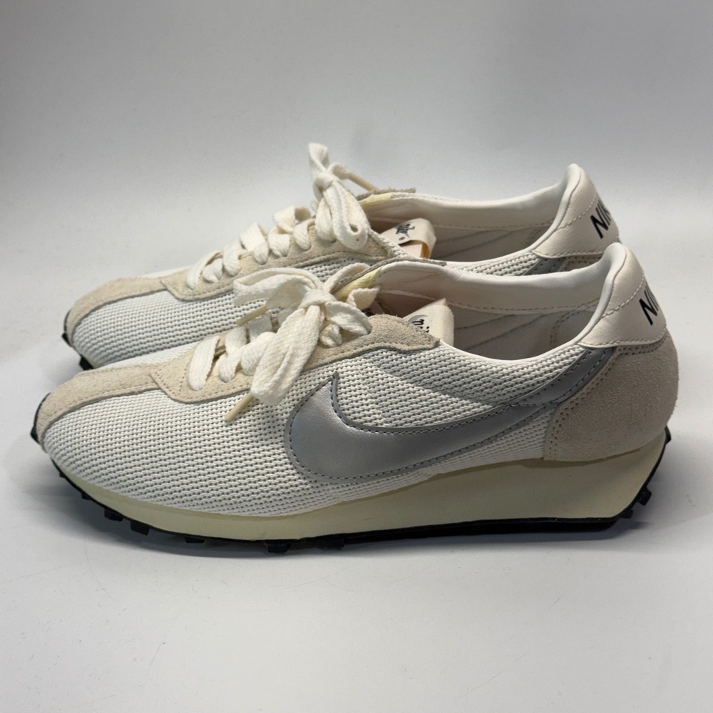 Nike Waffle Debut Women 10.5 Sail Metallic Silver Retro Running Shoes Y2K